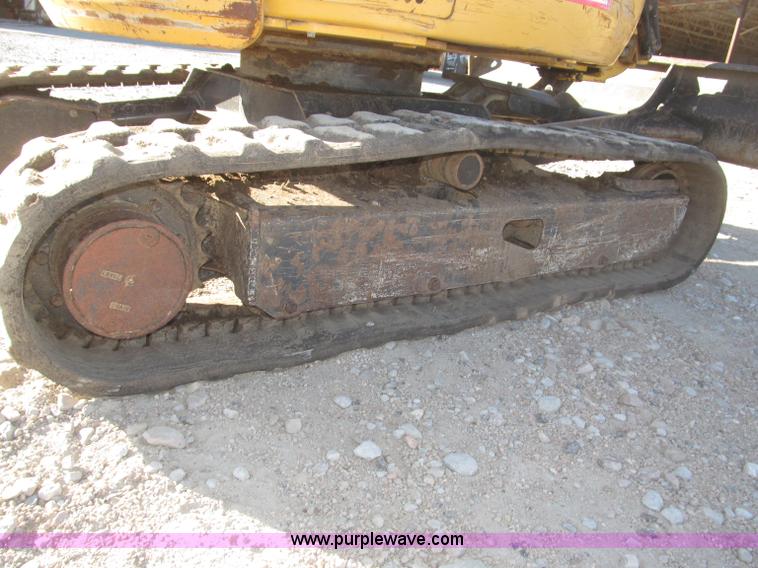 image for item B5296 2000 John Deere 27ZTS mini excavator