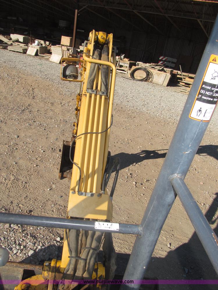 image for item B5296 2000 John Deere 27ZTS mini excavator