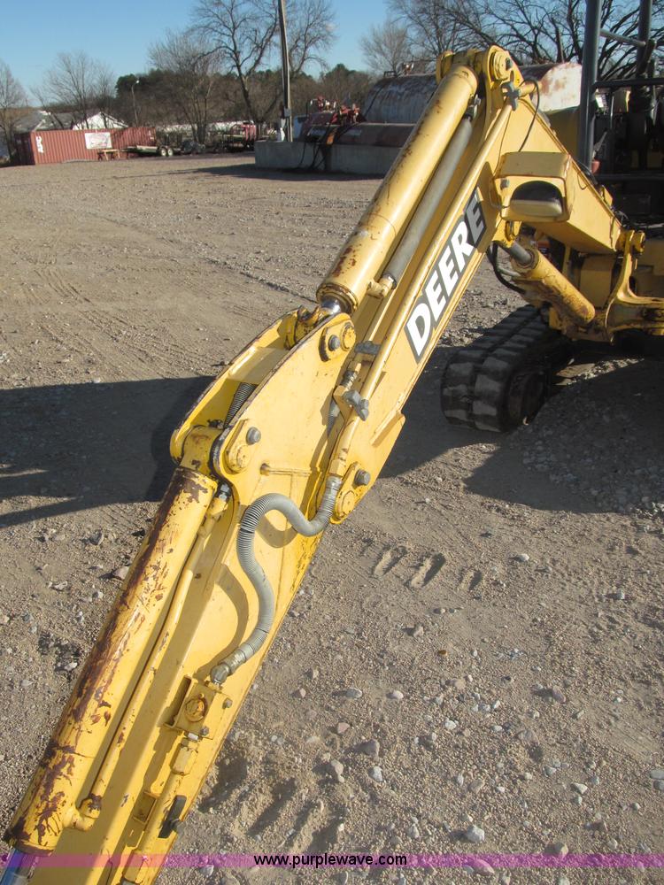 image for item B5296 2000 John Deere 27ZTS mini excavator
