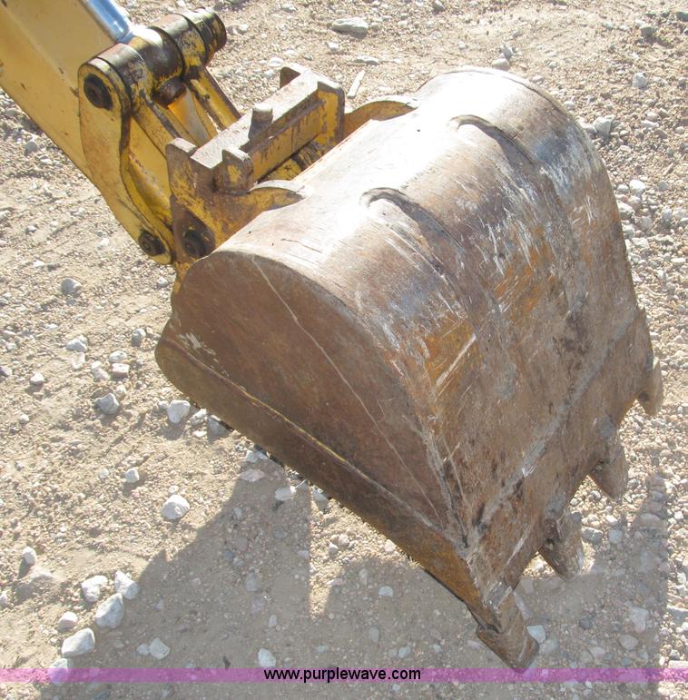 image for item B5296 2000 John Deere 27ZTS mini excavator