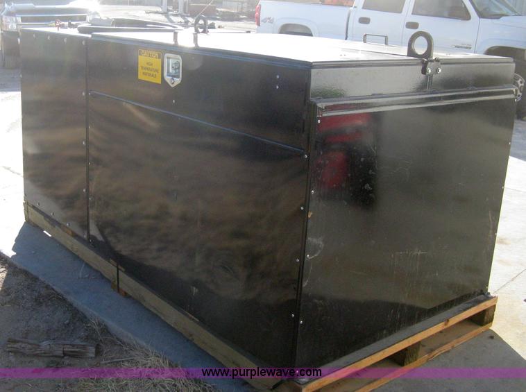 image for item B8478 Bergkamp WP3000 waterproof tar applicator