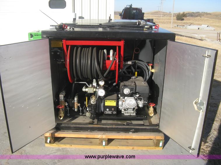 image for item B8478 Bergkamp WP3000 waterproof tar applicator