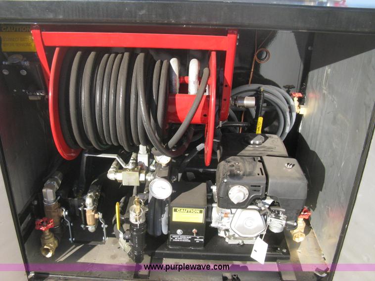 image for item B8478 Bergkamp WP3000 waterproof tar applicator