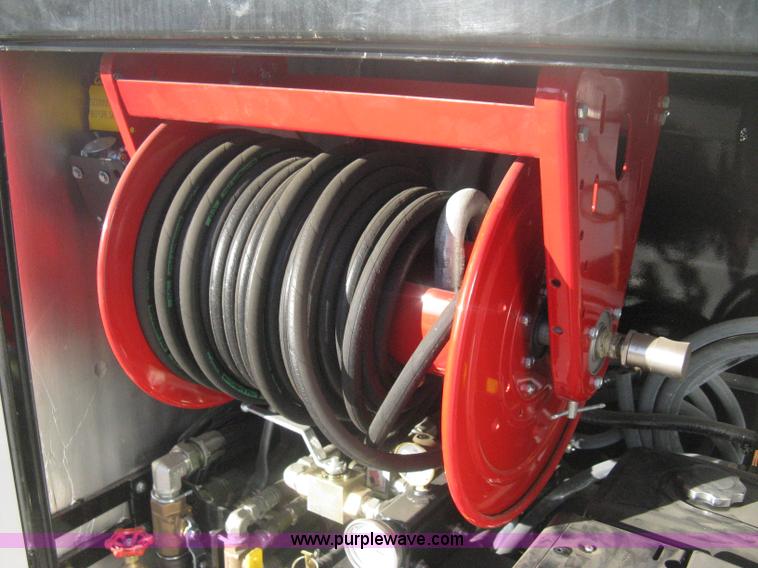 image for item B8478 Bergkamp WP3000 waterproof tar applicator