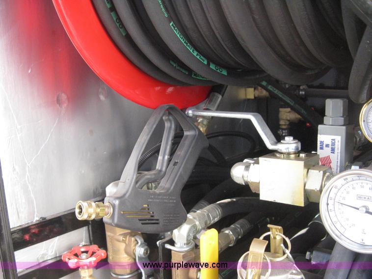 image for item B8478 Bergkamp WP3000 waterproof tar applicator