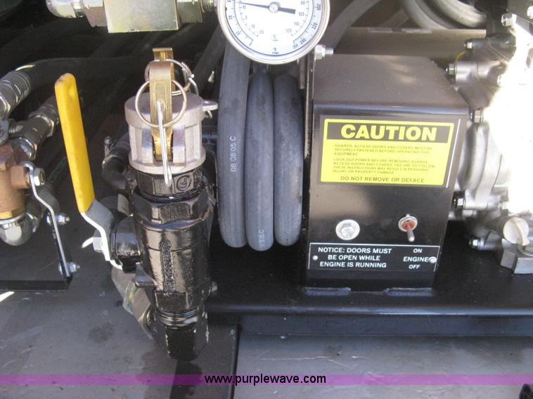 image for item B8478 Bergkamp WP3000 waterproof tar applicator