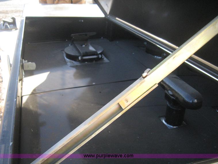 image for item B8478 Bergkamp WP3000 waterproof tar applicator