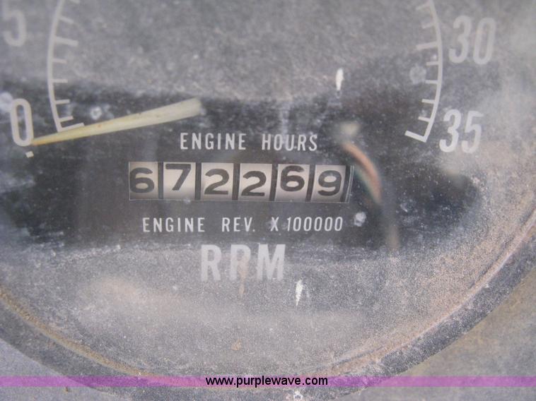 image for item B8480 1978 International F5070 mixer truck