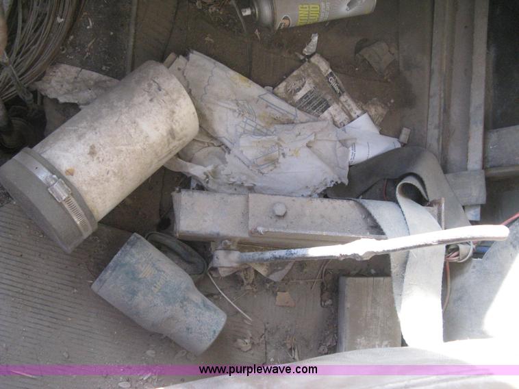 image for item B8480 1978 International F5070 mixer truck