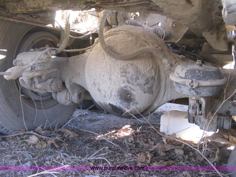 image for item B8480 1978 International F5070 mixer truck