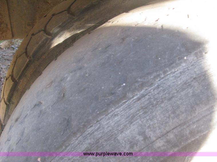 image for item B8480 1978 International F5070 mixer truck