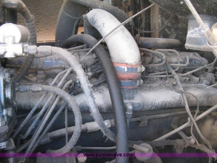 image for item B8480 1978 International F5070 mixer truck