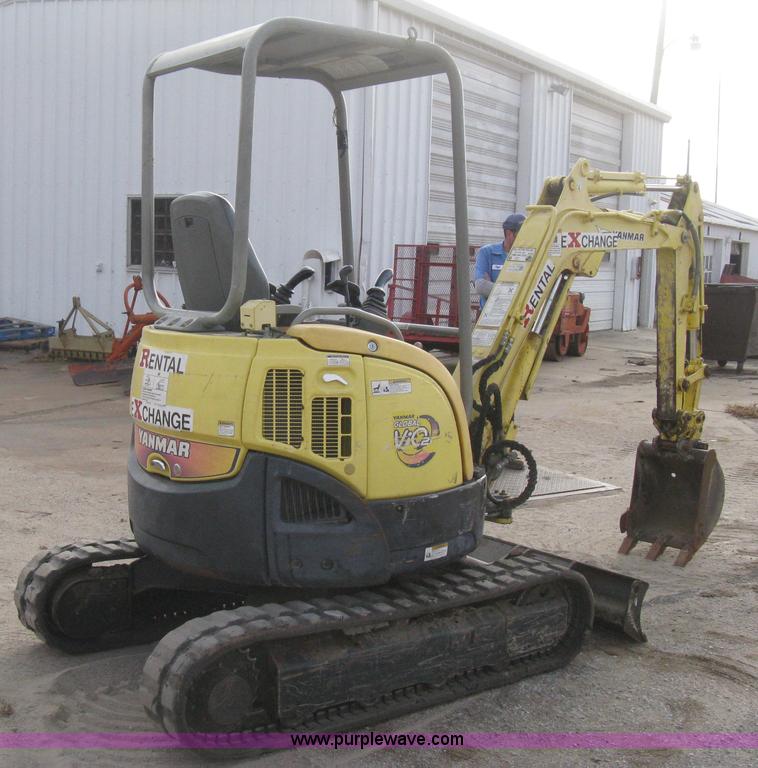 image for item B8498 2007 Yanmar VIO20 mini excavator