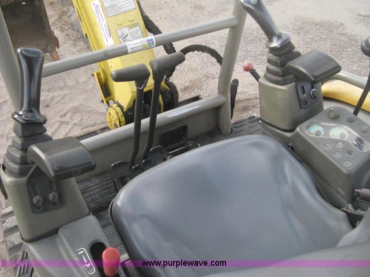 image for item B8498 2007 Yanmar VIO20 mini excavator