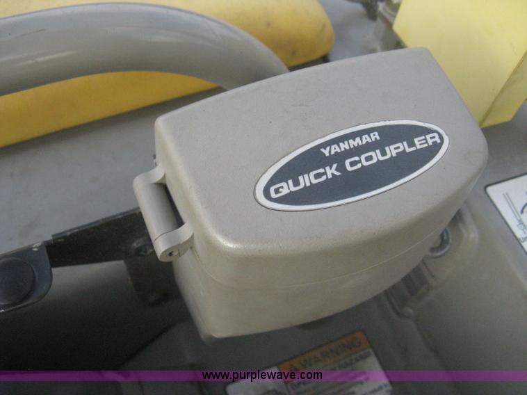 image for item B8498 2007 Yanmar VIO20 mini excavator