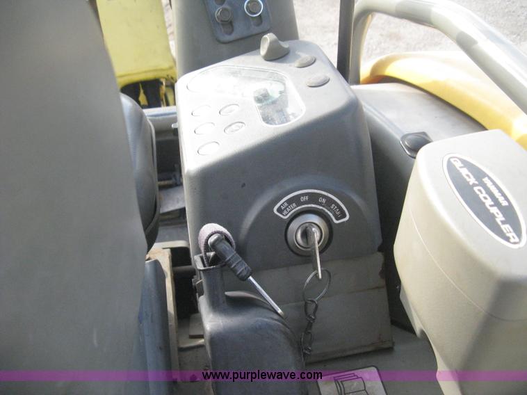 image for item B8498 2007 Yanmar VIO20 mini excavator