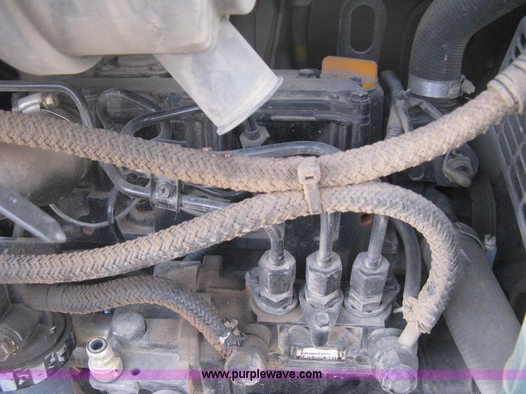 image for item B8498 2007 Yanmar VIO20 mini excavator