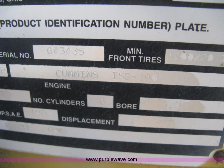 image for item B8499 Gradall G3WD rubber tire hydraulic excavator