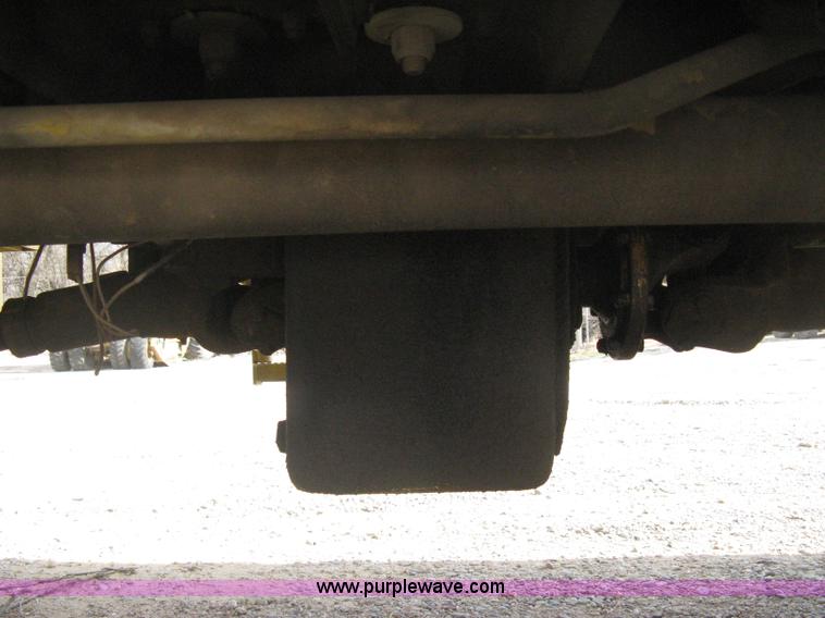 image for item B8499 Gradall G3WD rubber tire hydraulic excavator