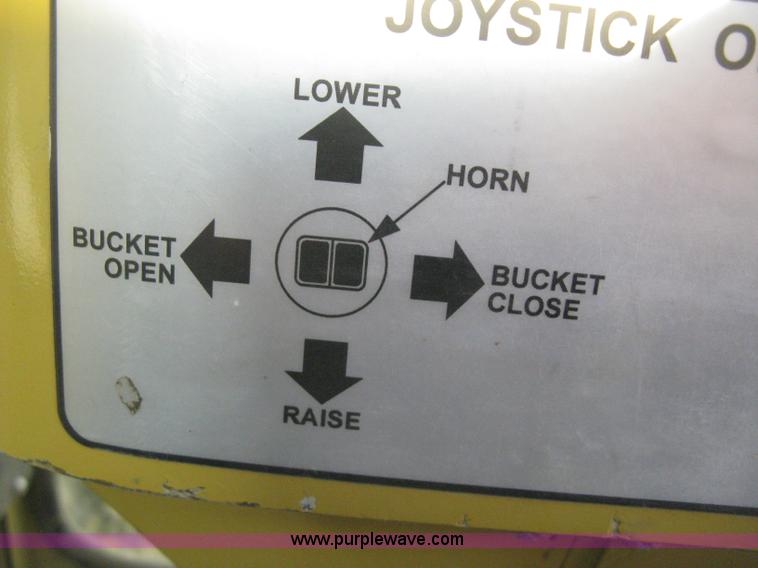 image for item B8499 Gradall G3WD rubber tire hydraulic excavator