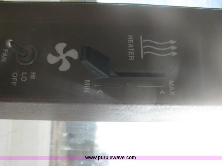 image for item B8500 1993 Dresser 830 motor grader