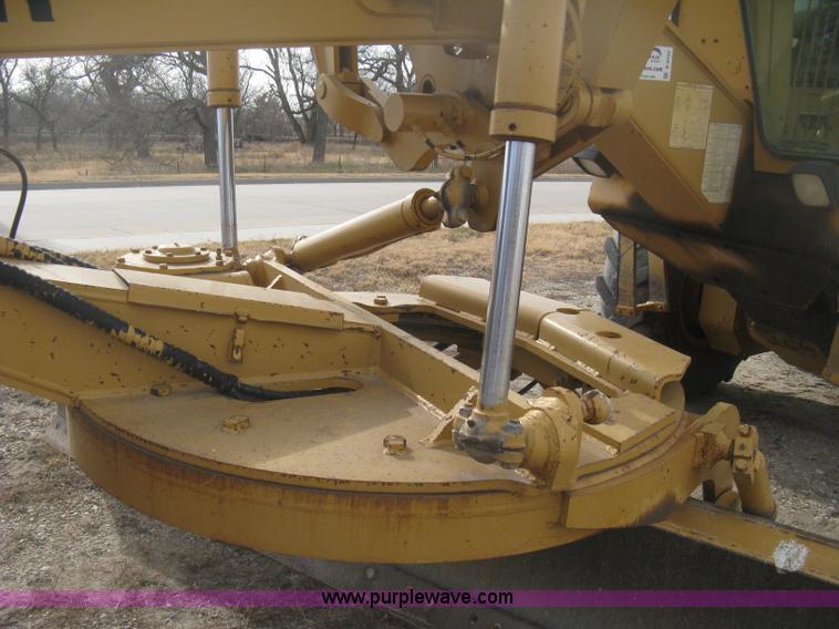 image for item B8500 1993 Dresser 830 motor grader