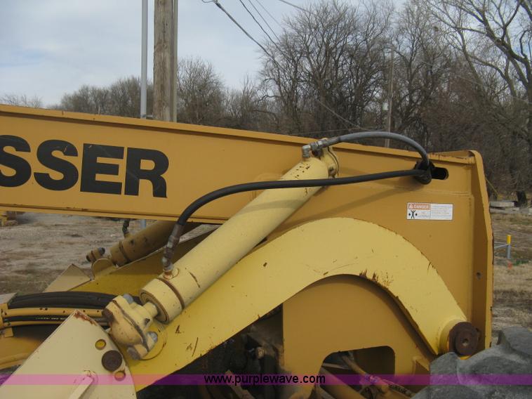 image for item B8500 1993 Dresser 830 motor grader