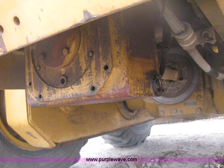 image for item B8500 1993 Dresser 830 motor grader