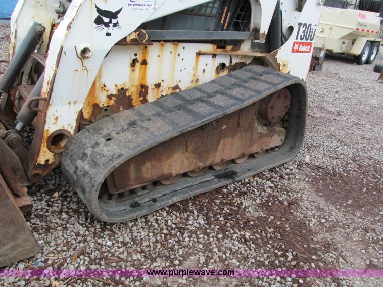 image for item C2459 2007 Bobcat T300 track skid steer