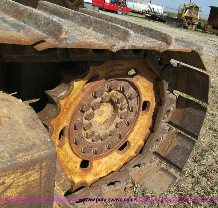image for item C3525 1996 Komatsu D41E-6 dozer