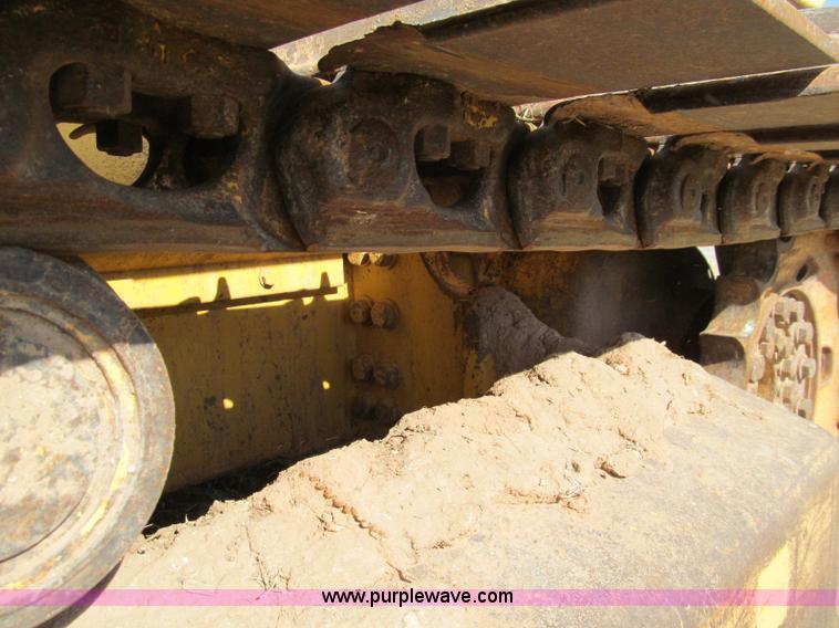 image for item C3525 1996 Komatsu D41E-6 dozer