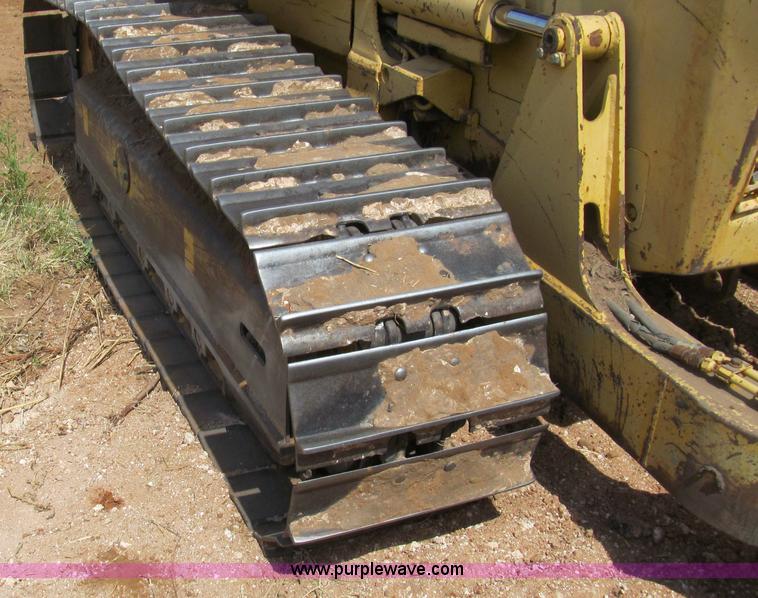 image for item C3525 1996 Komatsu D41E-6 dozer