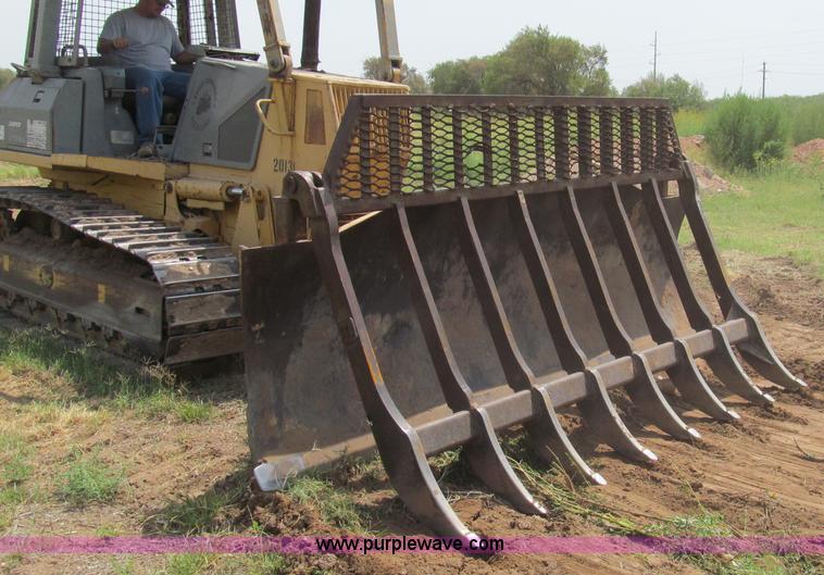 image for item C3525 1996 Komatsu D41E-6 dozer