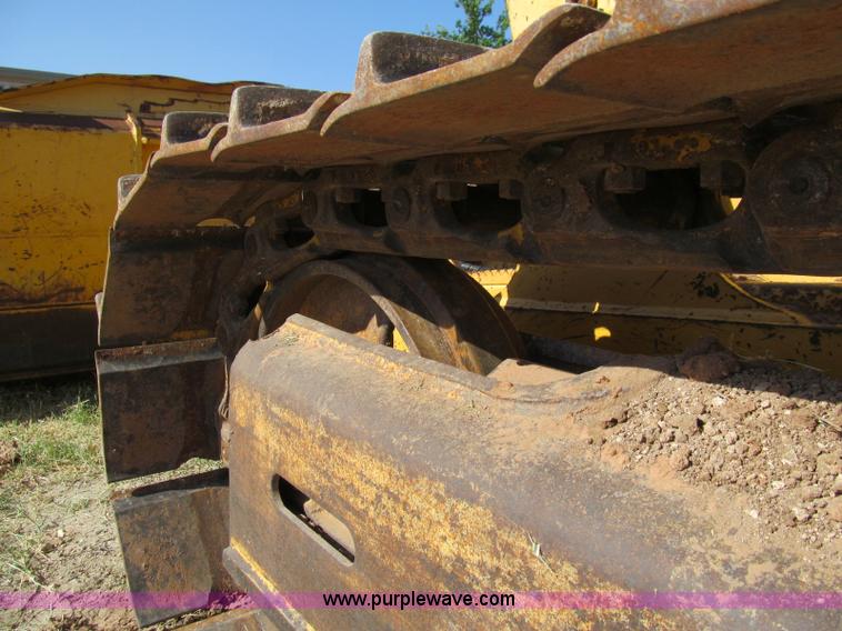 image for item C3525 1996 Komatsu D41E-6 dozer
