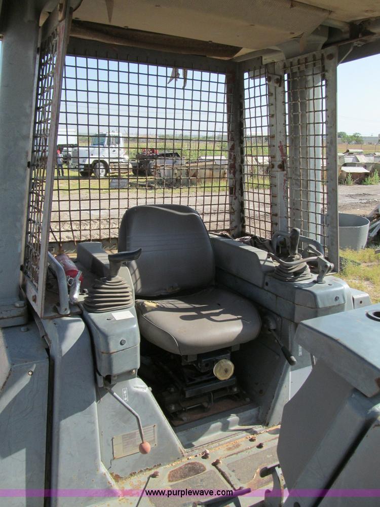 image for item C3525 1996 Komatsu D41E-6 dozer