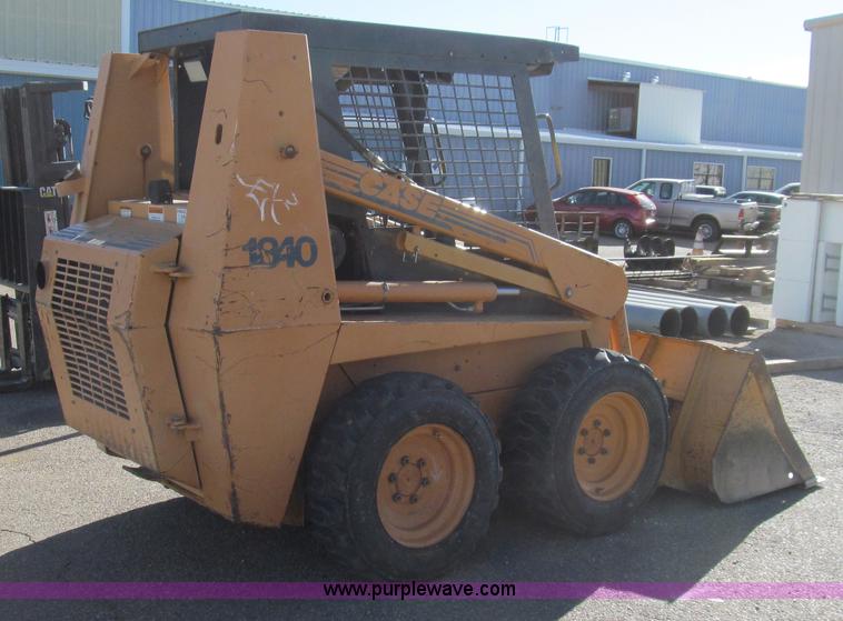 image for item C3588 2000 Case 1840 skid steer