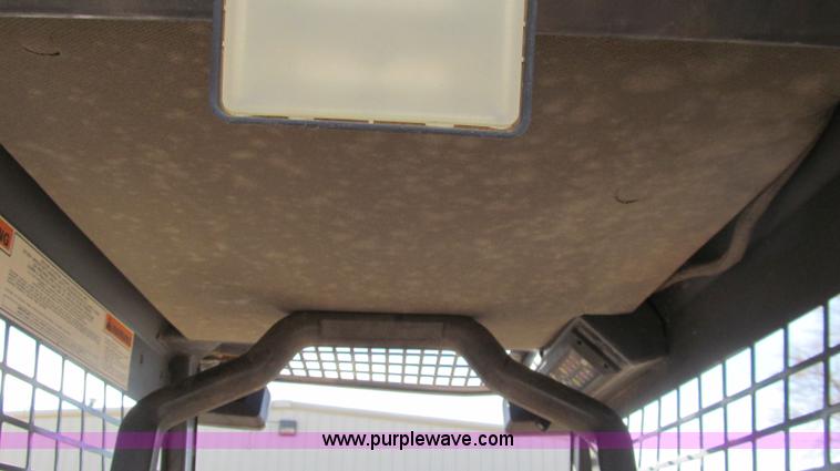 image for item C3588 2000 Case 1840 skid steer