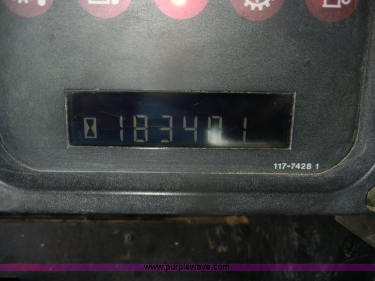 image for item D4534 1998 Caterpillar 953C track loader