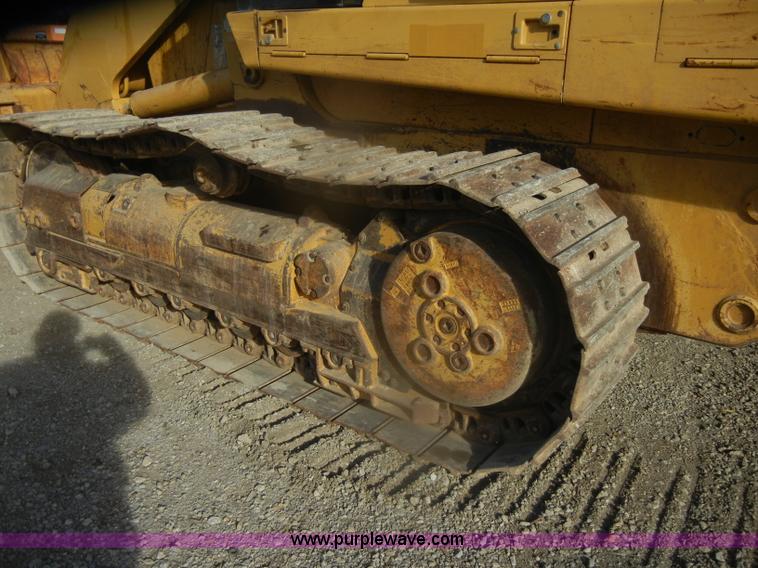 image for item D4534 1998 Caterpillar 953C track loader