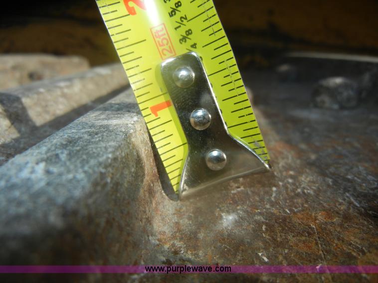 image for item D4534 1998 Caterpillar 953C track loader