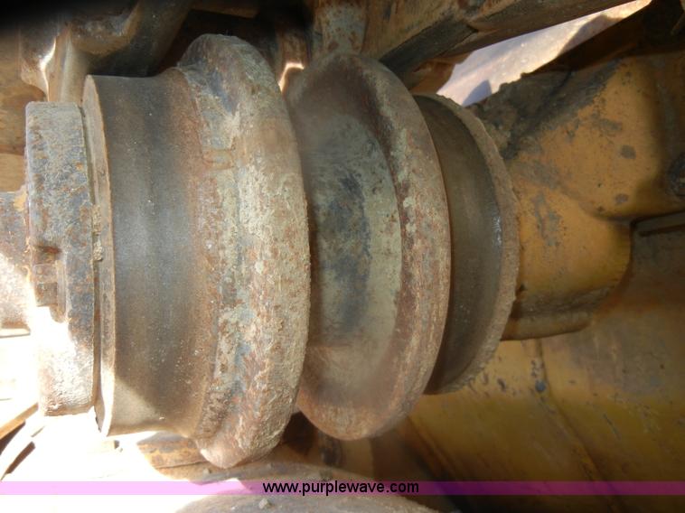 image for item D4534 1998 Caterpillar 953C track loader