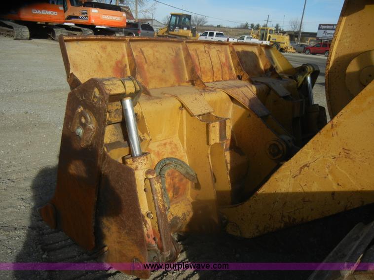 image for item D4534 1998 Caterpillar 953C track loader