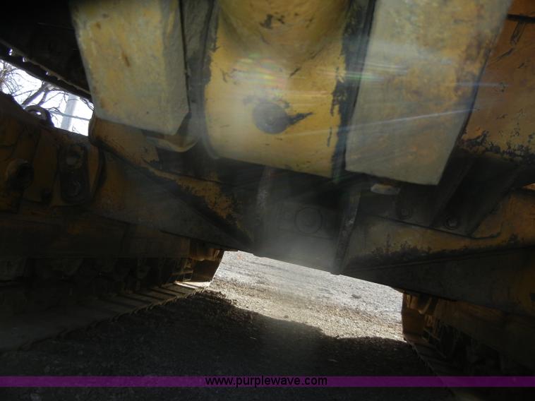 image for item D4534 1998 Caterpillar 953C track loader