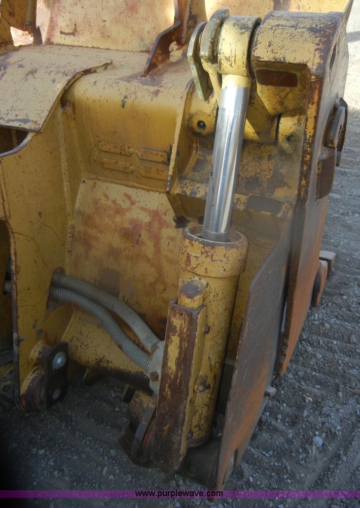 image for item D4534 1998 Caterpillar 953C track loader