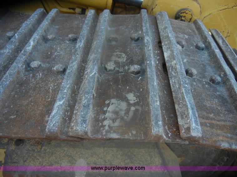 image for item D4534 1998 Caterpillar 953C track loader