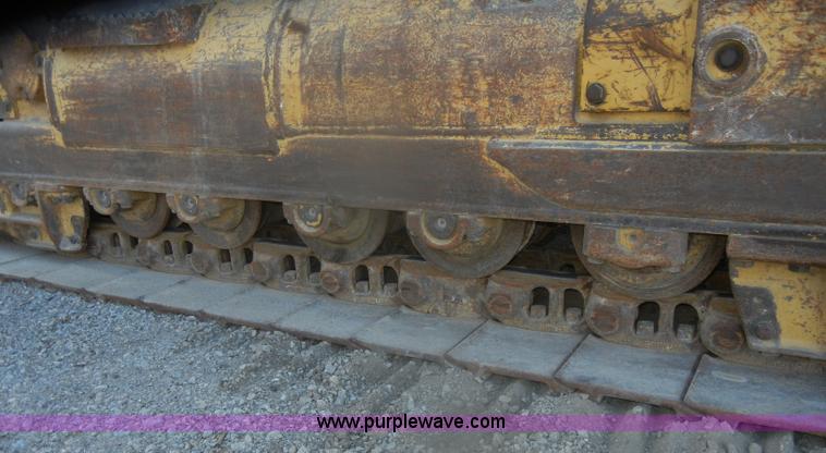 image for item D4534 1998 Caterpillar 953C track loader