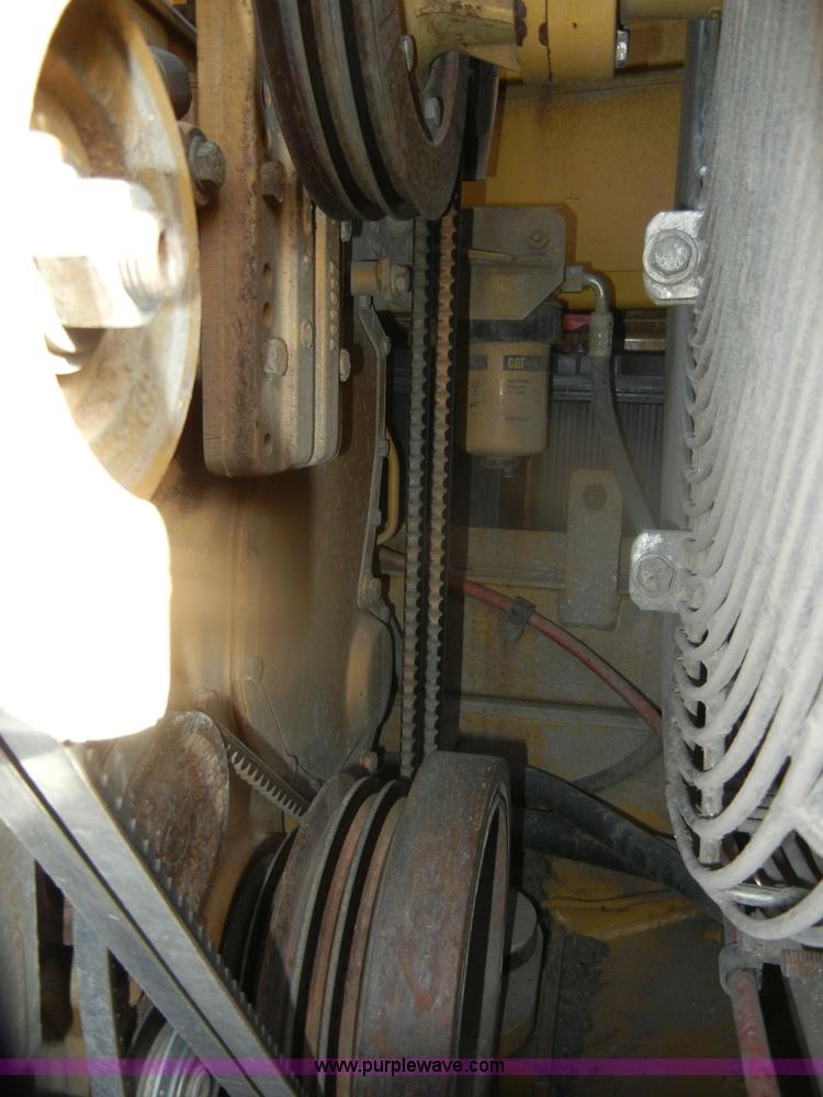 image for item D4534 1998 Caterpillar 953C track loader