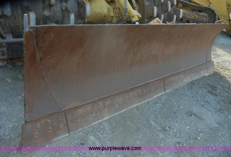 image for item D4535 1980 Caterpillar 815 compactor