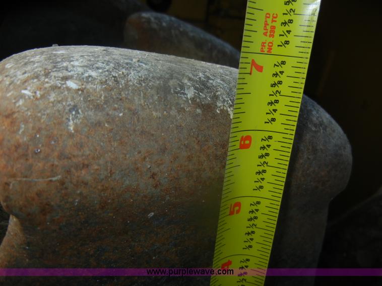 image for item D4535 1980 Caterpillar 815 compactor