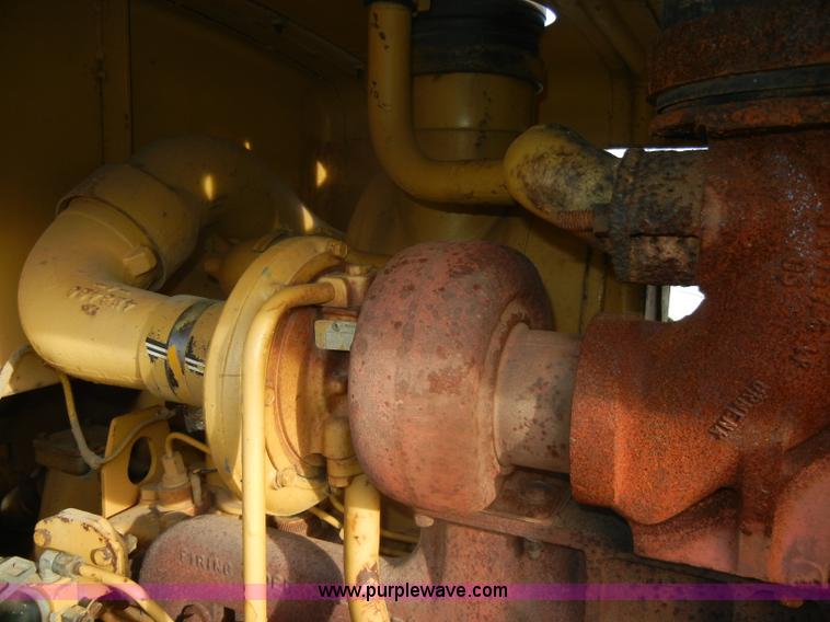 image for item D4535 1980 Caterpillar 815 compactor